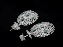 Load and play video in Gallery viewer, 5 CTW Diamond Polki Genuine Emerald Cluster Dangle Earring
